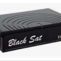 устройство за цифрова телевизия iptv black sat, снимка 1 - Приемници и антени - 40757435