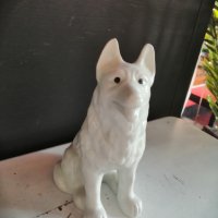 порцеланова статуетка вълк, снимка 2 - Статуетки - 40589809