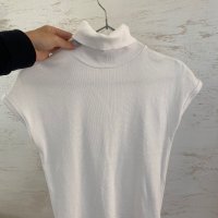 Бяла блуза Zara с къс ръкав и поло яка, снимка 1 - Тениски - 41581761