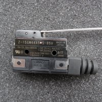 OMRON Z-15GW44A55-B5V ..., снимка 1 - Резервни части за машини - 39101223