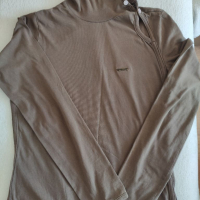  ДАМСКА блуза М размер, снимка 1 - Блузи с дълъг ръкав и пуловери - 36315653