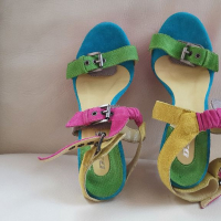 Цветни розови сини жълти сандали на ток, снимка 5 - Дамски обувки на ток - 36207973