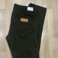 Оригинални мъжки панталони Wrangler 35/34, снимка 2 - Дънки - 44357958