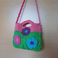 Плетена цветна чантичка, снимка 2 - Раници - 41630926