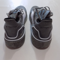 нови маратонки adidas ultraboost 007 bond оригинални мъжки 42 26.5 см, снимка 7 - Спортни обувки - 44590185