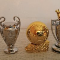 Футболни сувенири от метал - Златната топка/обувка, купи , снимка 2 - Фен артикули - 32419153