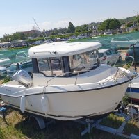 Продавам лодка Quicksilver 555 Pilothouse 2016 г. Honda 115 кс 2017 г., снимка 1 - Воден транспорт - 41207345