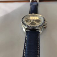 Omega Seamaster Silver Snoopy 50th anniversary edition, снимка 2 - Мъжки - 44179459