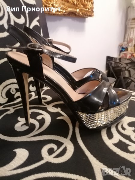 сандал, снимка 1