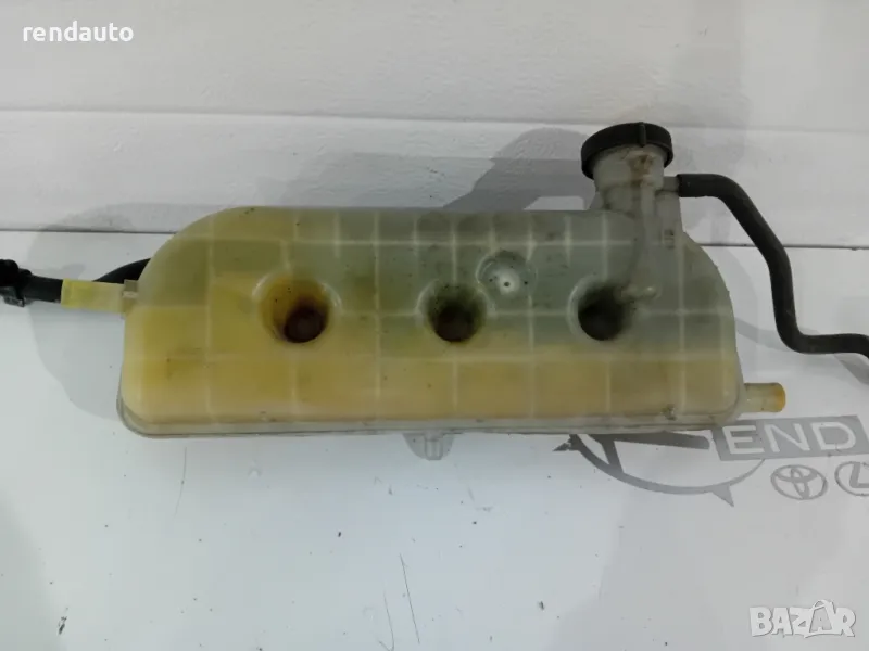 Казанче антифриз Toyota Avensis t25 2ad, снимка 1
