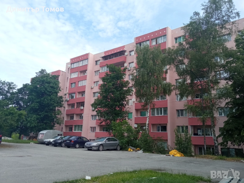 Продавам гарсионера кв. Изгрев, снимка 1