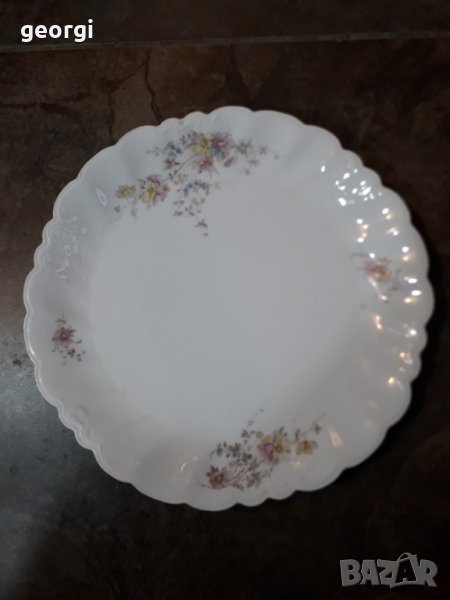Релефно порцеланово плато , снимка 1