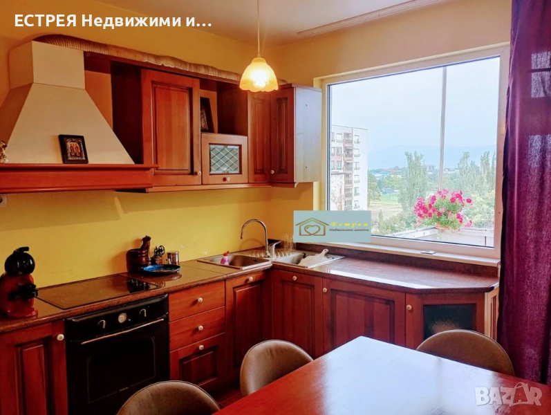 Обзаведен петстаен апартамент в Кючук Париж с 3 спални , снимка 1