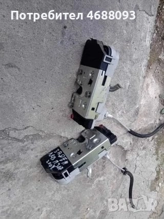  Брави за задна врата брой 30лв за Пежо 307 1,6 hdi 109 к с 2008 г , снимка 1