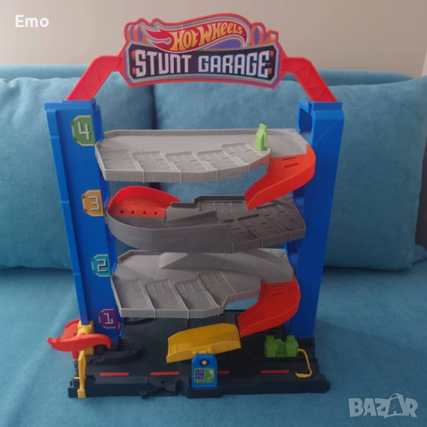 Stunt гараж Hot Wheels, снимка 1