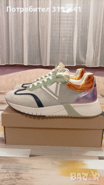 Дамски сникърси Gaudi , снимка 1