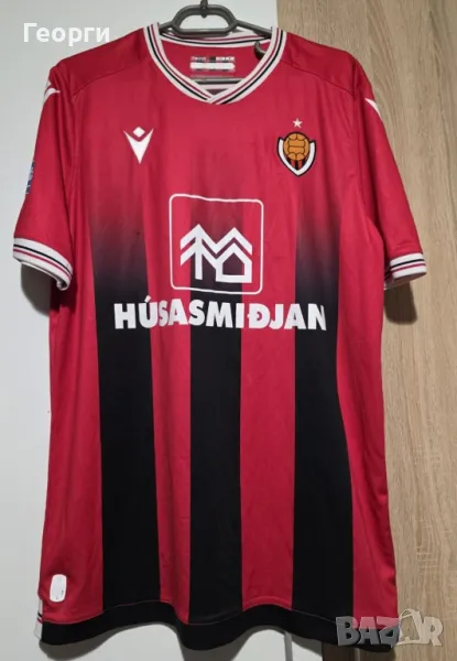 Оригинална тениска на Þróttur Reykjavík  с автографи – уникат!, снимка 1