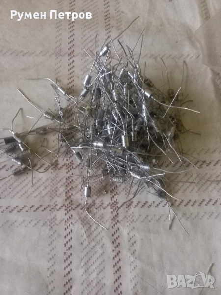 Кондензатори 0388, снимка 1