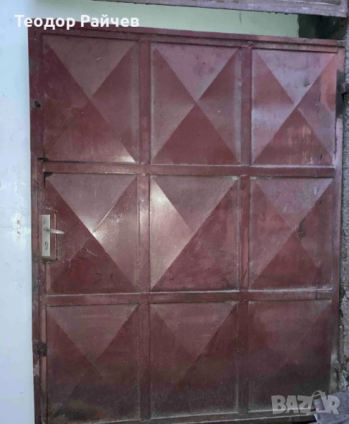 Гаражни врати, снимка 1