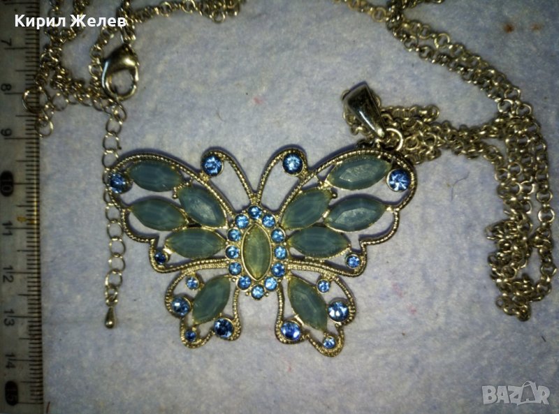 ШИКОЗНА ВИНТИДЖ АРТ БРОШКА - МЕДАЛЬОН ПЕПЕРУДА с ИСКРЯЩИ ФАСЕТИРАНИ КРИСТАЛИ 38889, снимка 1