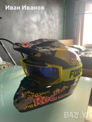каска redbull за колело или мотор, снимка 2 - Аксесоари и консумативи - 55902670