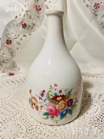 порцеланова ваза, снимка 2 - Вази - 52668557