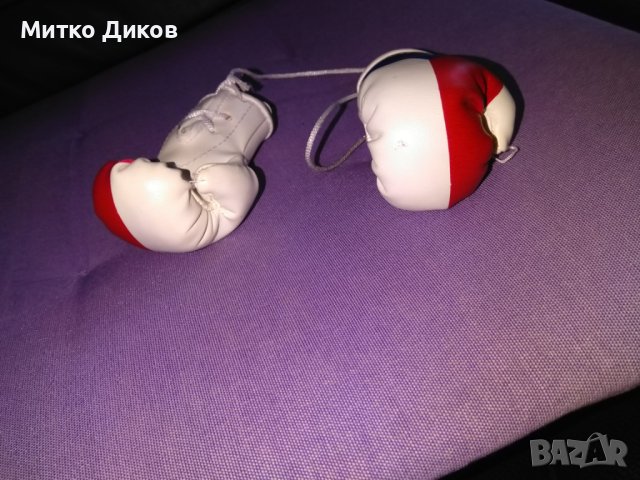Боксови ръкавици за огледало на кола -люлеещи се -за украса-92х50х40мм, снимка 5 - Аксесоари и консумативи - 44435477