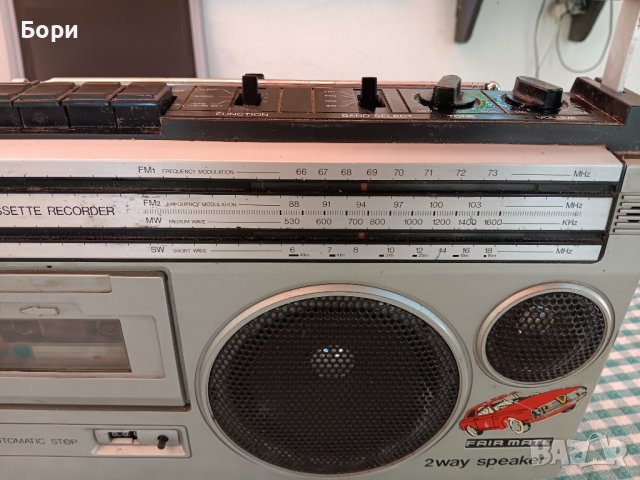 Радиокасетофон, снимка 4 - Радиокасетофони, транзистори - 42002978