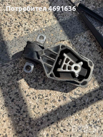 Тампон двигател Мерцедес Mercedes Cla200 150ps. само за 60лв. a2462401209