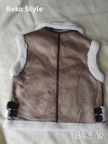 Дамски елек с каракул, снимка 8 - Елеци - 52218278