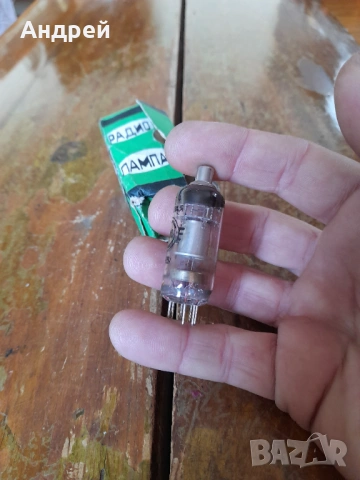 Стара радиолампа 1Ц11П, снимка 4 - Други ценни предмети - 53167828