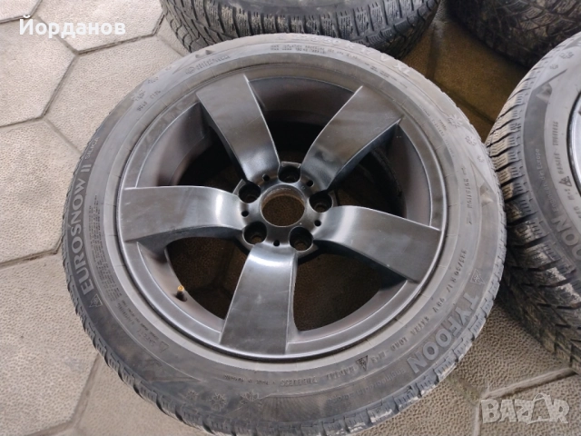 Style 122 8JX17 IS20 със зимни гуми 225/50/17, снимка 4 - Гуми и джанти - 52352328