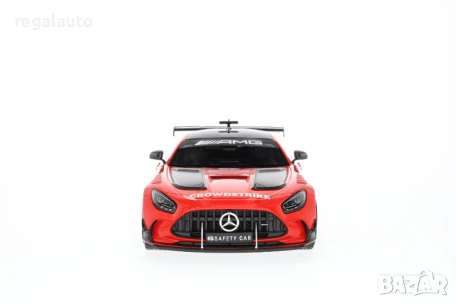 B66963805,умален модел 1:18,die-cast,Mercedes-AMG GT Black Series,Safety Car Formula 1,season 2024, снимка 3 - Колекции - 53452496