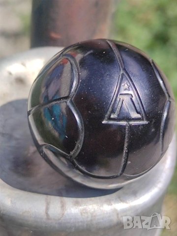 Продавам Левски сувенир, топка , острилка , снимка 6 - Други ценни предмети - 41895935