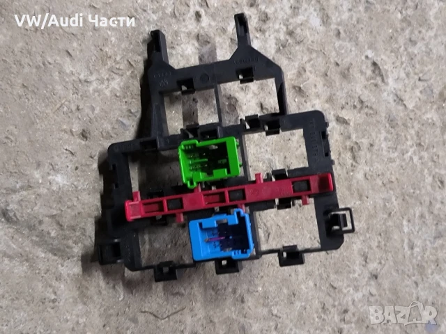 Бушониера бушонно табло за Голф 5 Ауди А3 Пасат Джета VW Golf 5 Audi A3 8P Passat Touran 1K1941379A