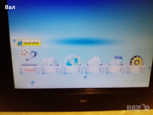 Цифрова фоторамка 7 инча за снимки, клипове, музика и часовник с календар + 2GB SD карта, снимка 4 - Друга електроника - 47176577