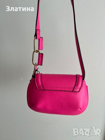 Малка дамска чантичка River island Barbie Барби, снимка 2 - Чанти - 41827474