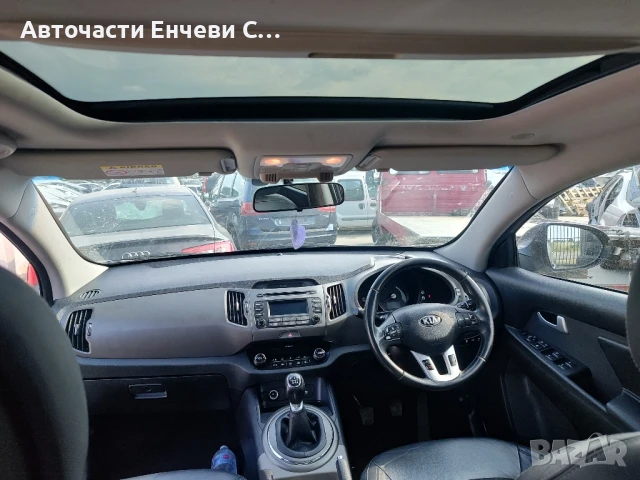 Kia Sportage 1.6 бензин, Джип, Употребяван, На части

, снимка 11 - Автомобили и джипове - 50611807