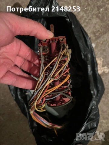 Фурна за вграждане / Hotpoint-Ariston FB 51.1 IX на части, снимка 2 - Печки, фурни - 53267096