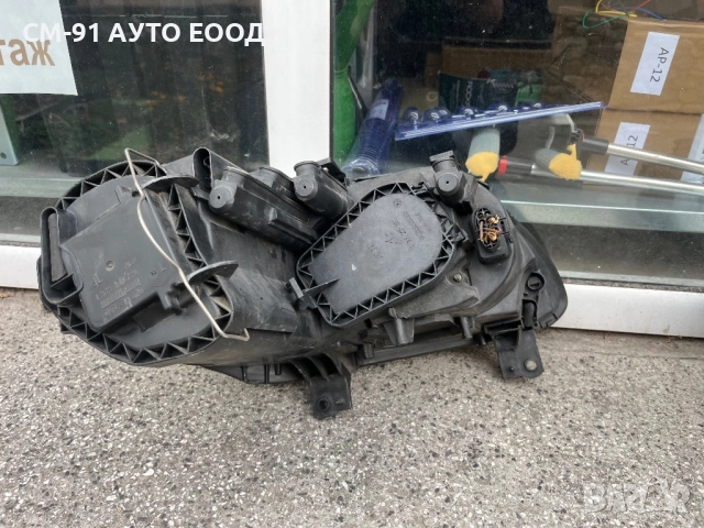 Фарове VW Туран 03-06, снимка 5 - Аксесоари и консумативи - 52884136