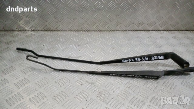 Рамена чистачки VW Golf 4 2000г.	