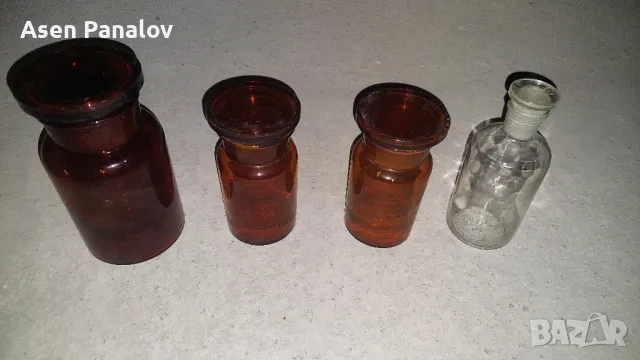 Аптекарски шишета,ретро със стъклени запушалки, снимка 1