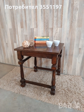 Много запазена  холна маса с резбовани крака - 1 бр, снимка 3 - Маси - 51789524