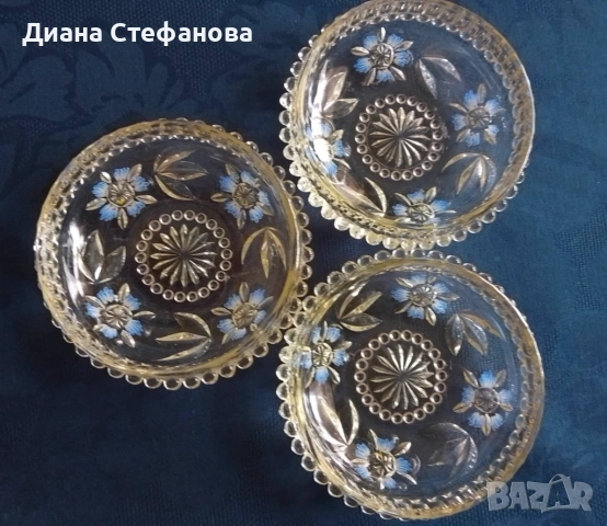 Стъклени купички за ядки