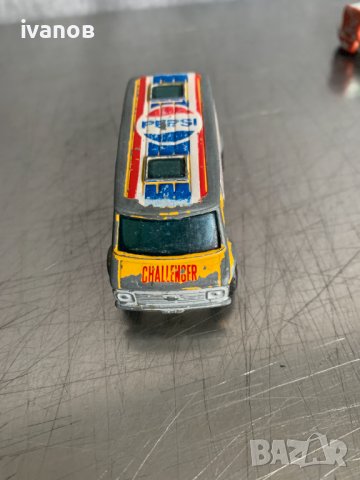 количка  Matchbox Superfast 1979 Chevy Van, снимка 4 - Колекции - 39477760