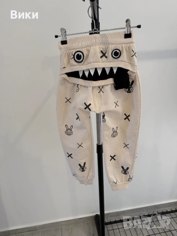 Лабубу панталон 5-6г ръст 116, снимка 10 - Детски панталони и дънки - 52115828