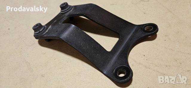 Ямаха хтз750 супер тенере стойка ауспух, снимка 2 - Части - 53534773