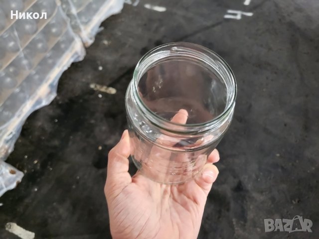 Стъклени буркани 720 мл. с винт - чисто НОВИ, снимка 4 - Буркани, бутилки и капачки - 41603132