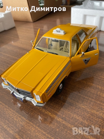 Dodge Monaco Такси от филма РОКИ III (1982) Мащаб1/18 Greenlight, снимка 1