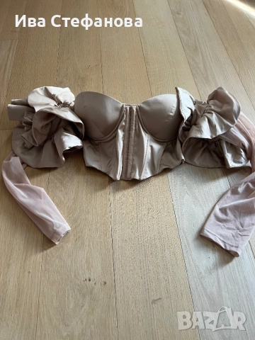 Нов разкошен топ корсет бюстие телесен цвят бежов волани къдри сатен сатенен Oh Polly волни къдри , снимка 4 - Корсети, бюстиета, топове - 35505777